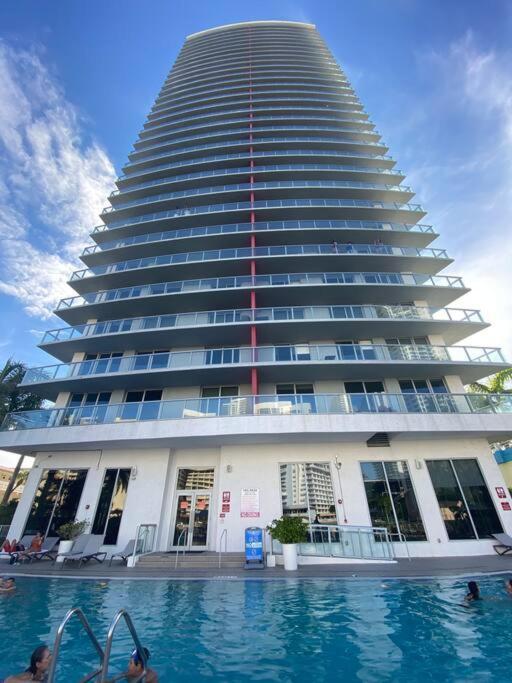 Beachwalk 1B-1B Apmt Amazing View 12A Hallandale Beach Buitenkant foto