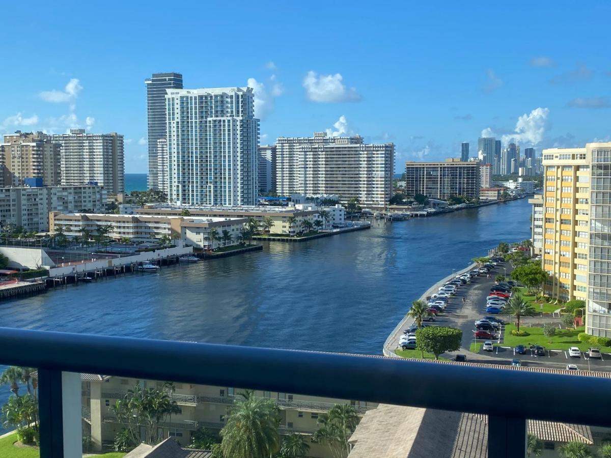 Beachwalk 1B-1B Apmt Amazing View 12A Hallandale Beach Buitenkant foto